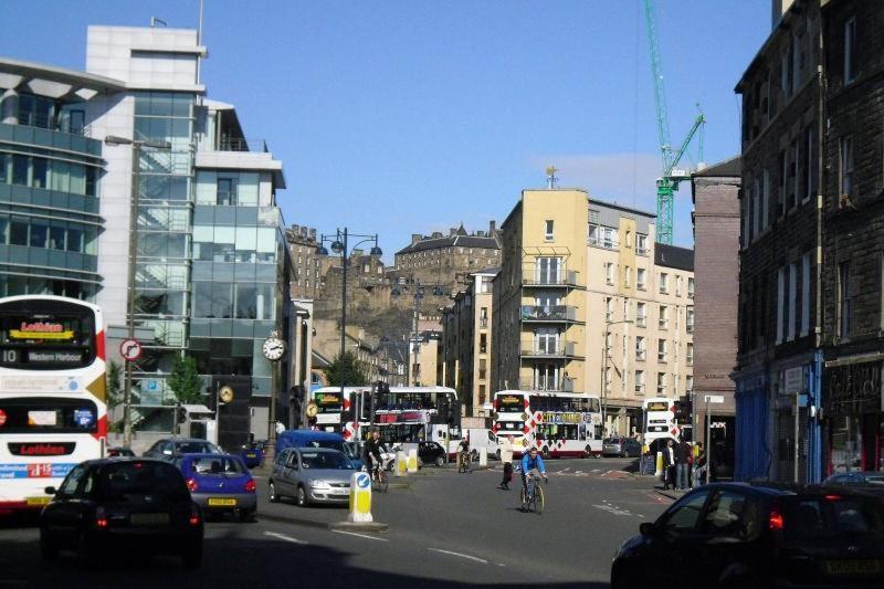 Edinburgh Central Roomz Aparthotel EDI Exterior photo